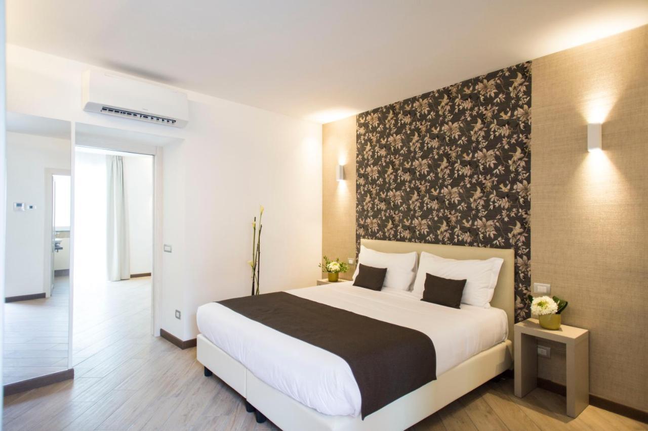 Hotel Ponti Angera Exterior photo